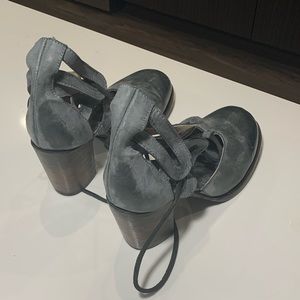 Free Bird Heels